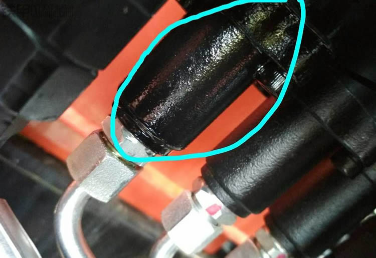 Forklift Multi-Way Directional Valve Oil Leakage Fault and Troubleshooting Methods