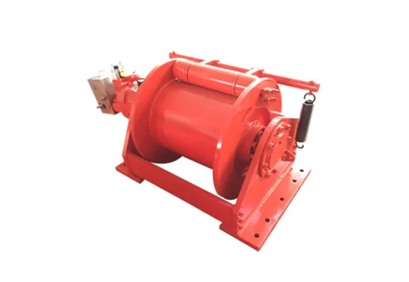 What are the advantages of electric winches and hydraulic winches