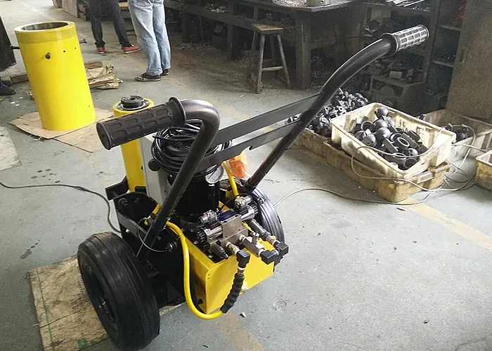 Hydraulic Wheeled Jack